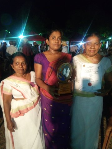 මහවිලච්චිය සාලිය වැඩිහිටි බලමණ්ඩලය වැඩිහිටි බලමණ්ඩල අතර කාර්ය සාධන තරගාවලියේ සමස්ථ ලංකා ප්‍රථම ස්ථානය දිනා ගැනීම
